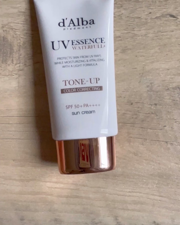 ダルバ ホワイトトリュフファーストスプレーセラム/ダルバ/ミスト状化粧水を使ったクチコミ（2枚目）