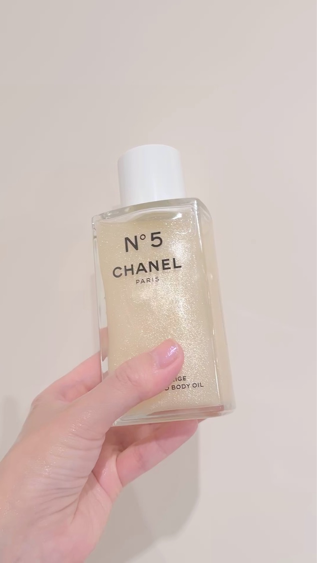 シャネル N°5 ザ ベージュ ゴールド ボディ オイル/CHANEL/ボディオイルを使ったクチコミ（3枚目）