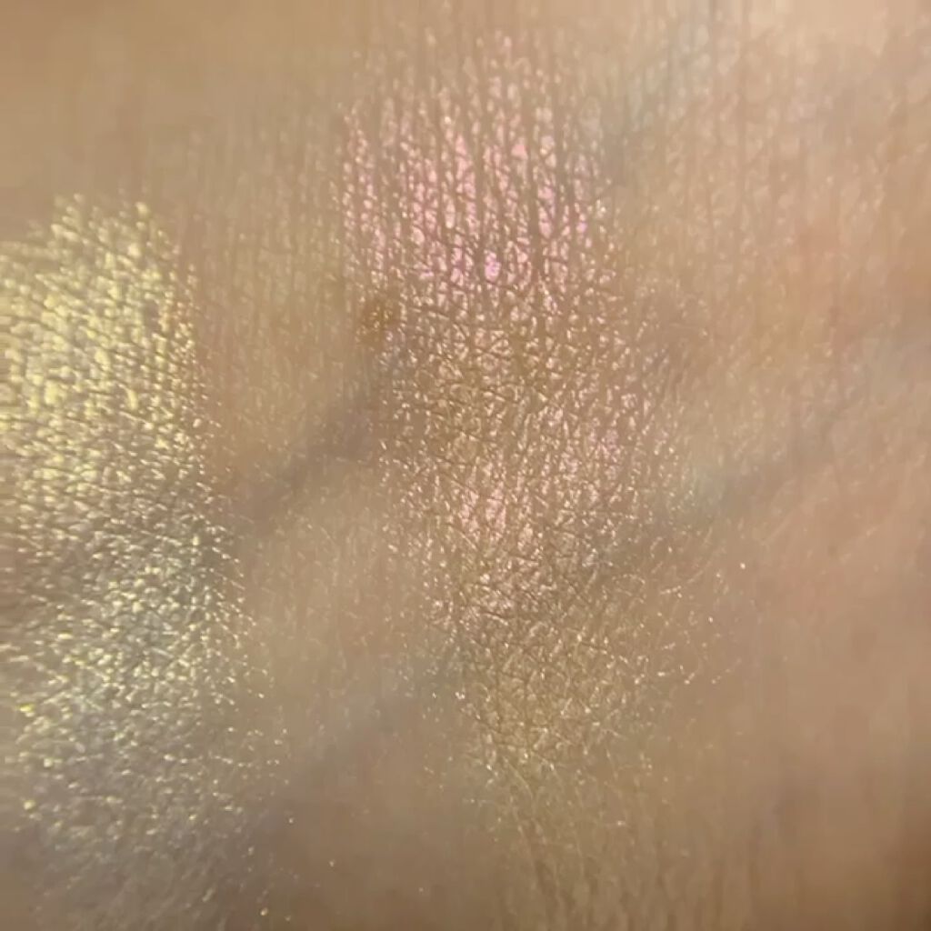 グロウキット/アナスタシア ビバリーヒルズ/パウダーハイライトの動画クチコミ1つ目