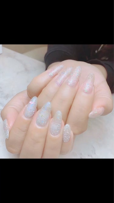 いつもご覧いただきありがとうございます♥️

NEW NAIL💅

キラキラのフラッシュネイル✨

@moooi_mami.m thanks♥️

・

#フラッシュネイル #冬ネイル #アシンメトリー