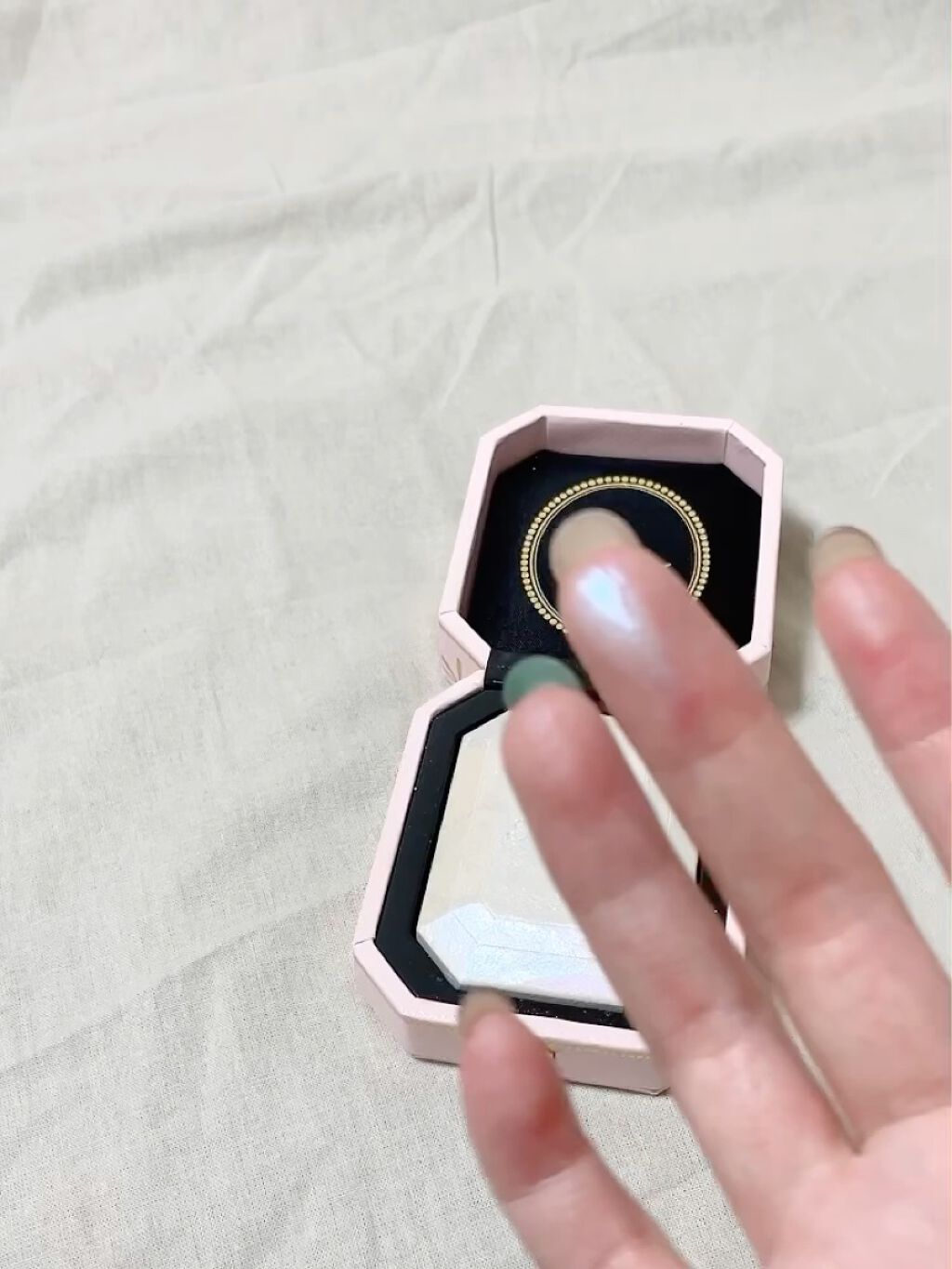 ダイヤモンドライト マルチユース ハイライター/Too Faced/パウダーハイライトを使ったクチコミ（3枚目）