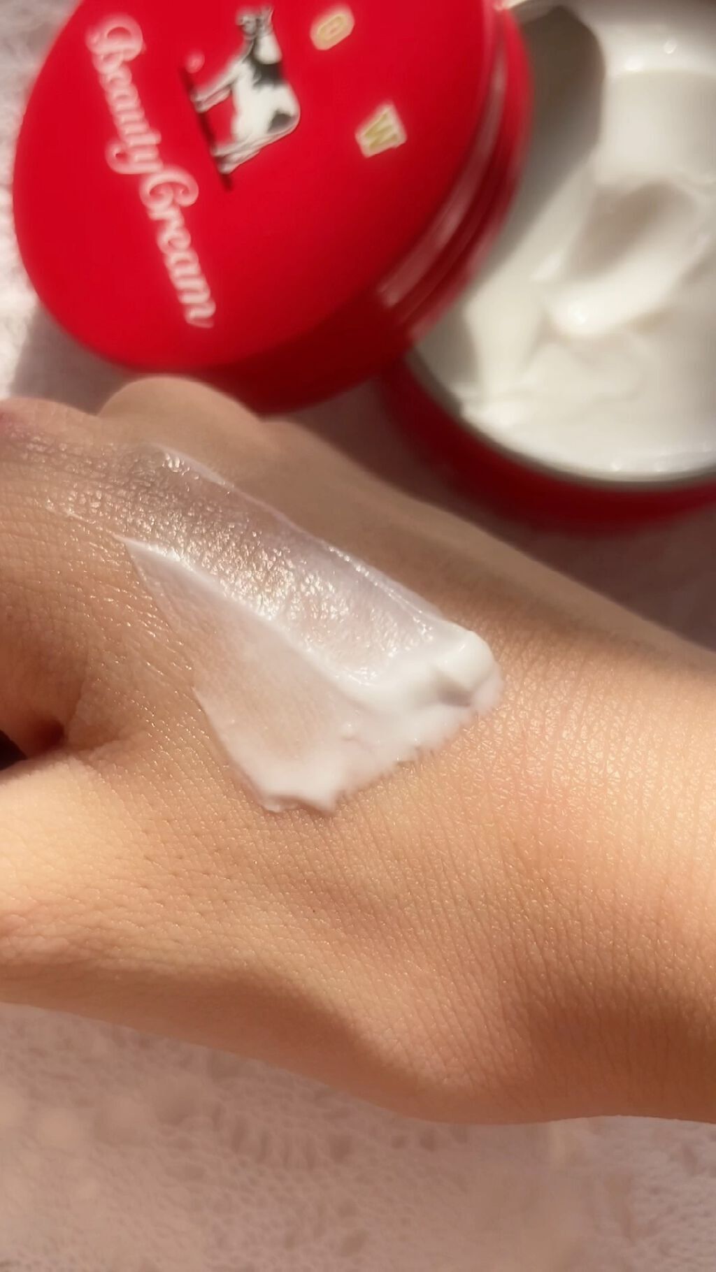 カウブランド 赤箱ビューティクリーム/カウブランド/ボディクリームの人気ショート動画