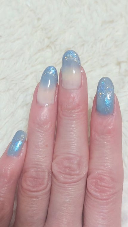 カラフルネイルズ/キャンメイク/マニキュアの人気ショート動画