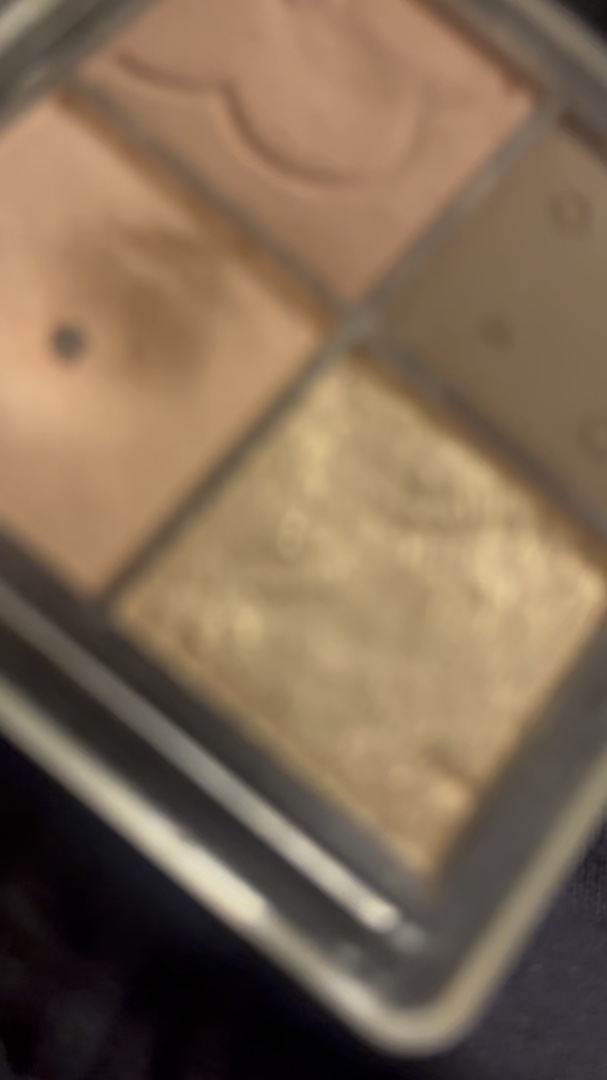 ソフトクラウド4色アイシャドウパレット/JUDYDOLL/アイシャドウパレットの動画クチコミ1つ目