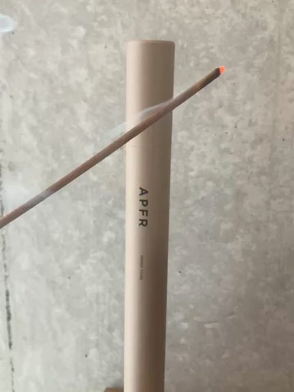 APOTHEKE FRAGRANCE インセンススティックのクチコミ「APFR アポケーテ フレグランス
Incense Sticks  Teakwoodの香り
~.....」(2枚目)