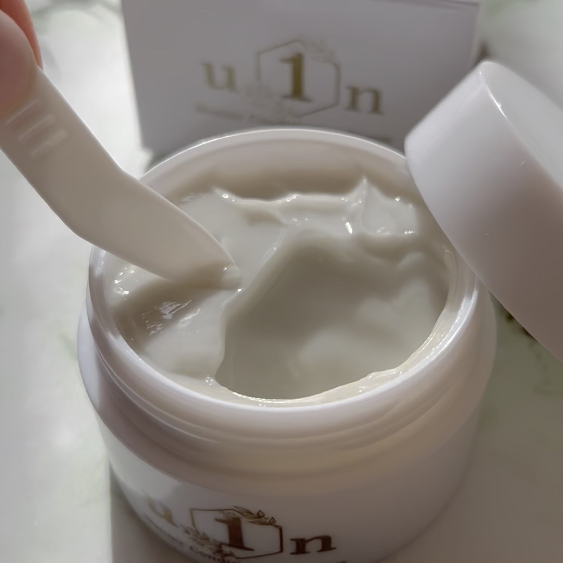 モテコンディショニングクリーム/Lamore/フェイスクリームの動画クチコミ1つ目