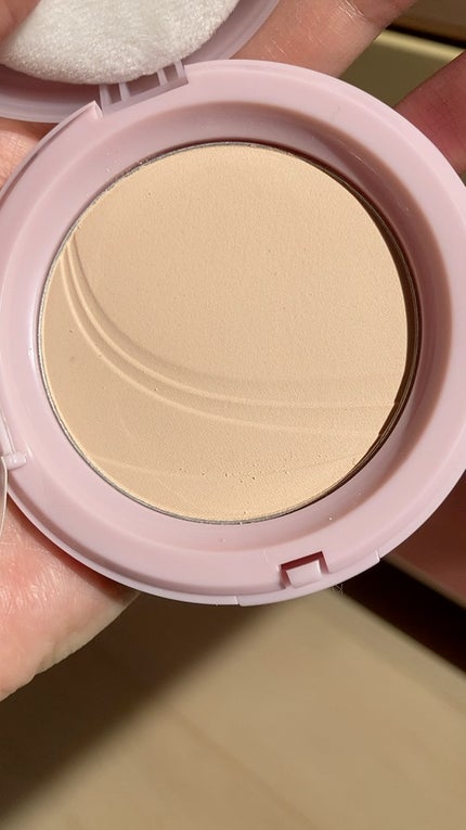 セカンドスキンエアリーパウダー/hince/プレストパウダーの人気ショート動画