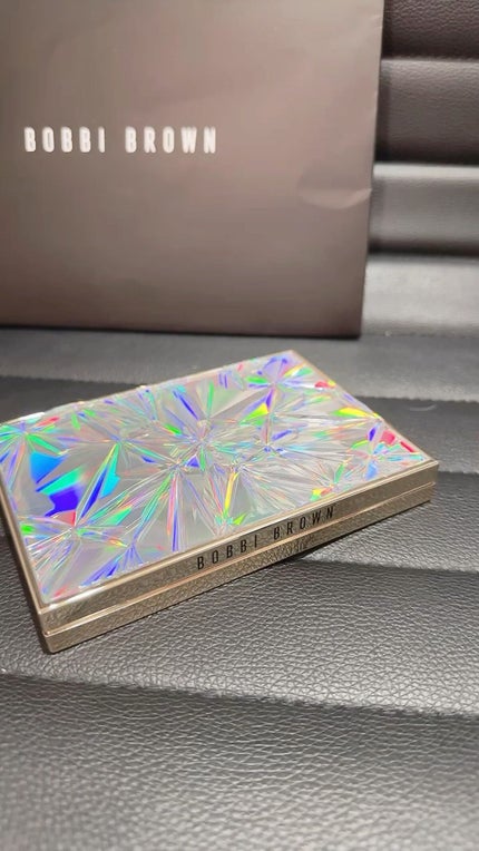 リュクス アイ & チーク パレット/BOBBI BROWN/アイシャドウパレットの人気ショート動画