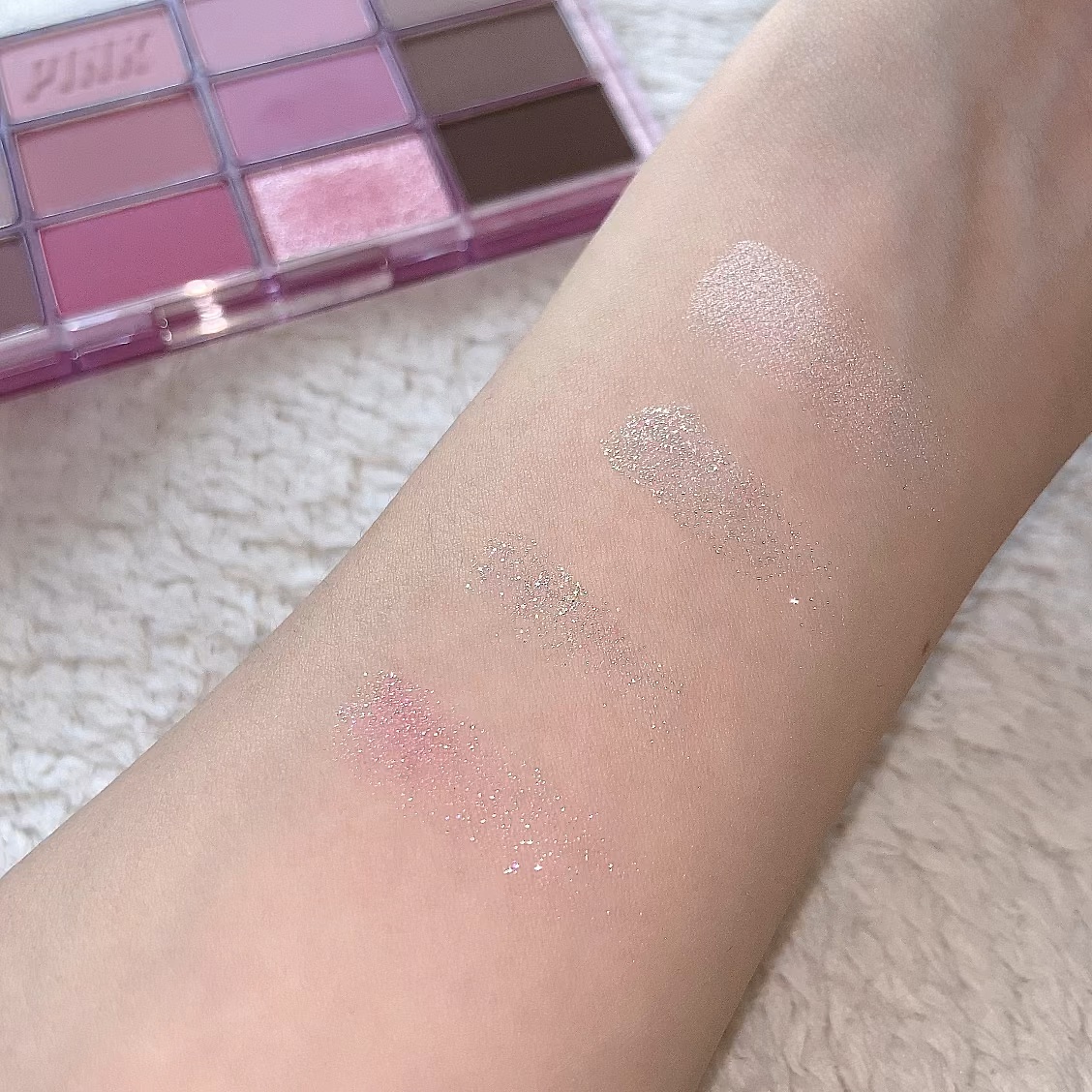 ソフトブラーリングアイパレット/wakemake/アイシャドウパレットを使ったクチコミ（1枚目）