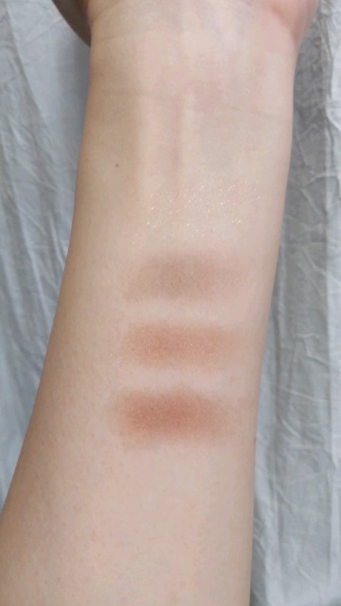 ディグニファイド リップス/Celvoke/口紅を使ったクチコミ（3枚目）