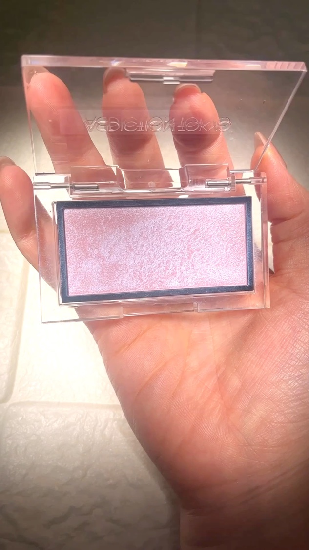 アディクション ザ ブラッシュ ニュアンサー 005N Aurora Veil/ADDICTION/パウダーチークを使ったクチコミ（3枚目）