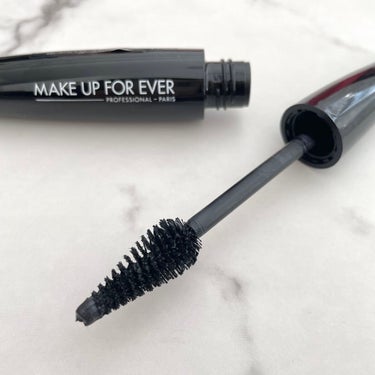 \ダイナミックな長さとボリュームを❣️/

MAKE UP FOR EVER
スモーキーエクストラバガント


長さ、ボリューム、カールを
これ一本で叶える🫶🏻💖

滑らかな塗り心地‼️

ただ、アプリ