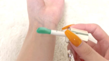 コンフォート リップオイル /CLARINS/リップグロスを使ったクチコミ(3枚目)