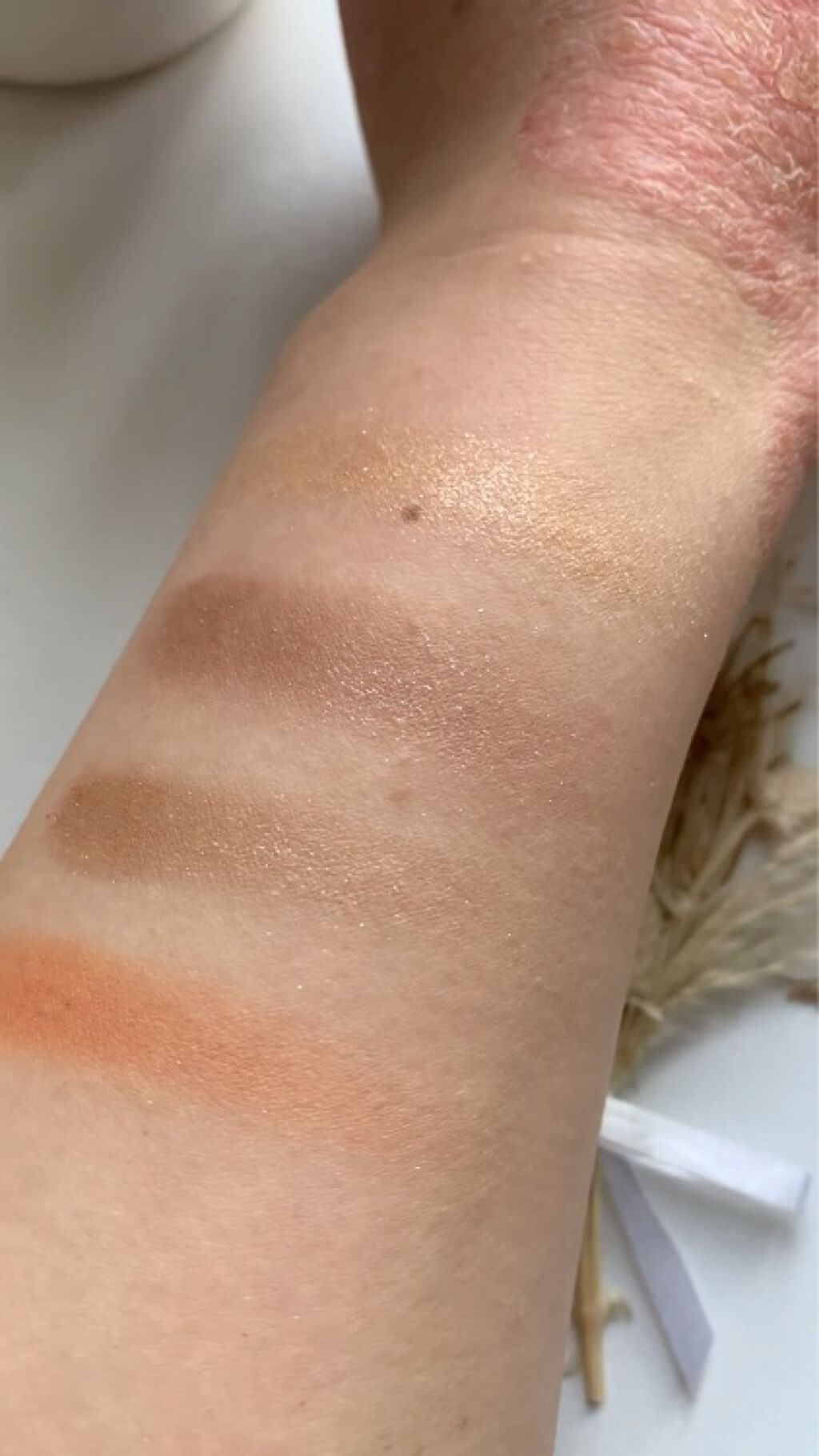 ミネラルクラッシィシャドー/エトヴォス/アイシャドウパレットの動画クチコミ5つ目