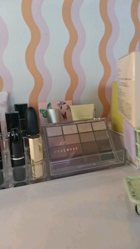 ウォータフルグロウティント/wakemake/リップティントの人気ショート動画