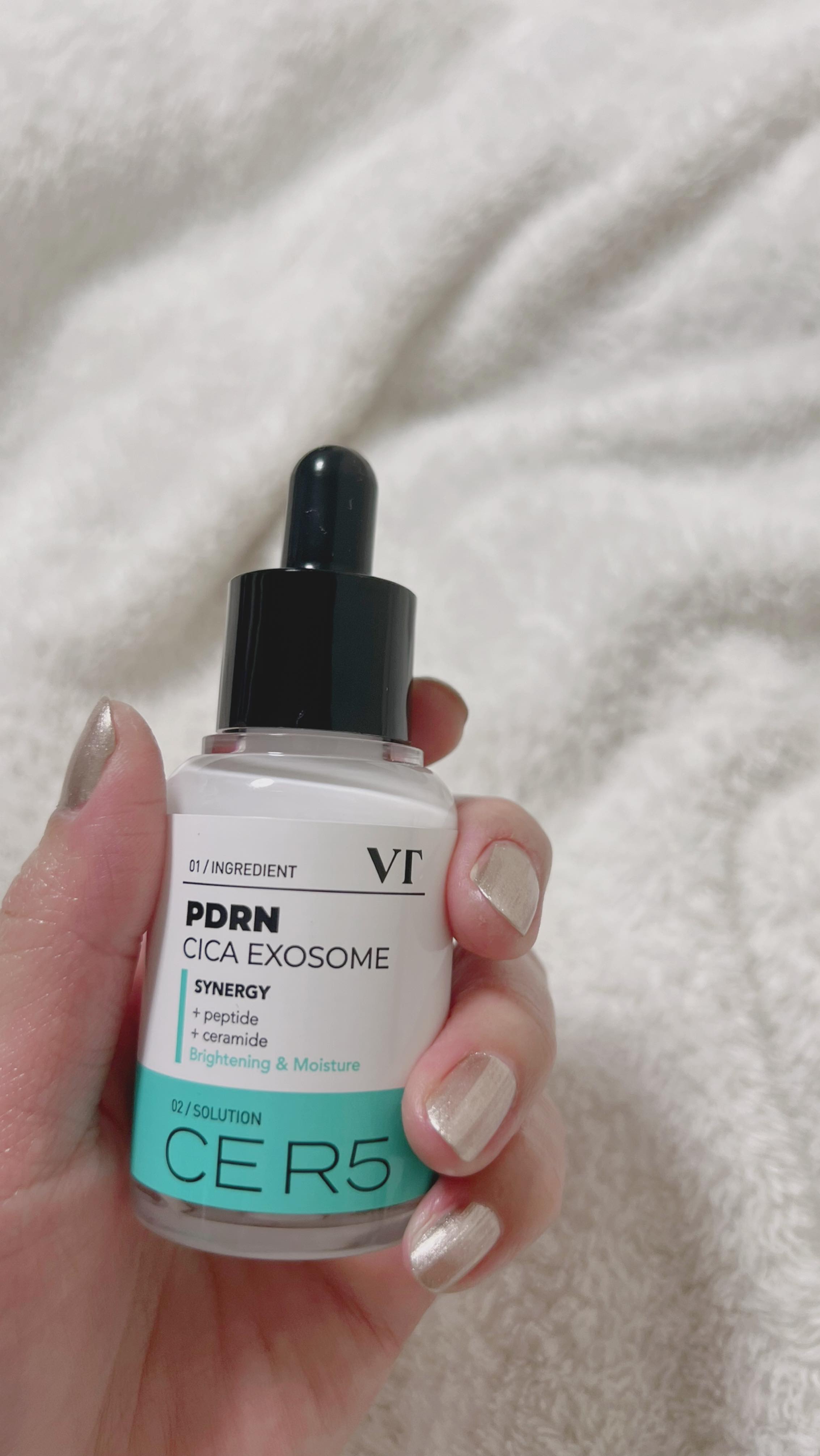 PDRN モイスト トーンアップ サン エッセンス/VT/日焼け止めローションの人気ショート動画