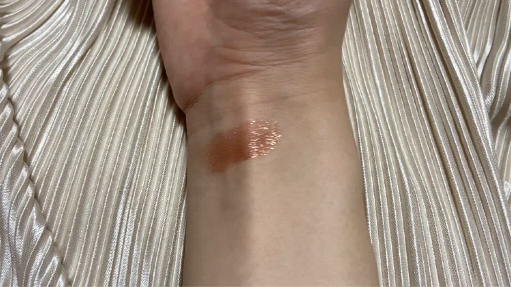 グリッターゾーン FOG/lilybyred/グリッターの動画クチコミ1つ目