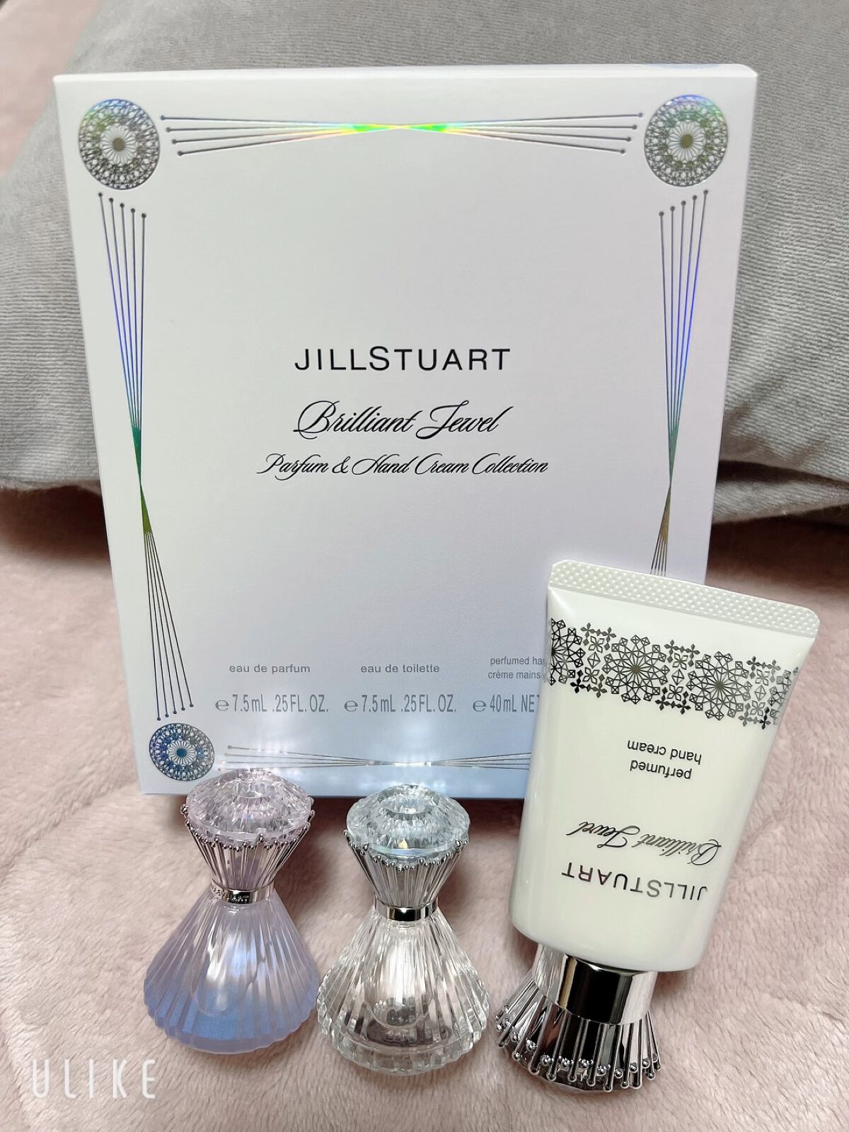 ブリリアントジュエル パフュームド ハンドクリーム/JILL STUART/ハンドクリームを使ったクチコミ（1枚目）