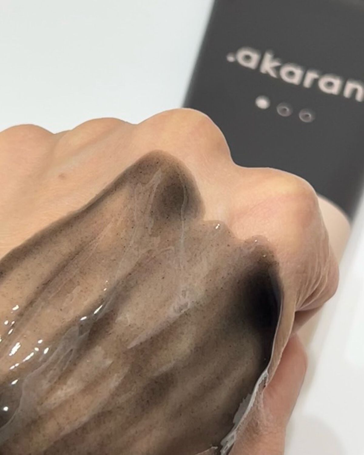 ブラックジェルクレンジング/.akaran/クレンジングジェルを使ったクチコミ（2枚目）