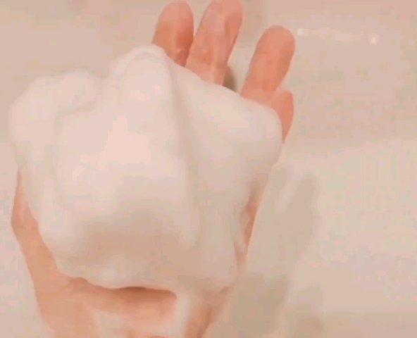 ボディアンク/ヴァーナル/ボディ石鹸の動画クチコミ2つ目