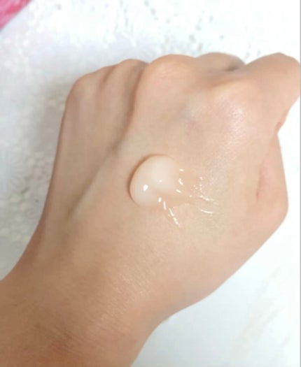 s_e on LIPS 「CLINIQUEクリニークモイスチャーサージ72ハイドレーター..」(3枚目)