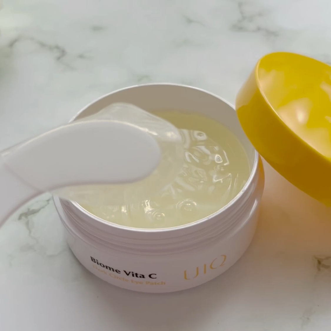 バイオームビタC黒クマアイパッチ/UIQ/シートマスク・パックを使ったクチコミ（3枚目）