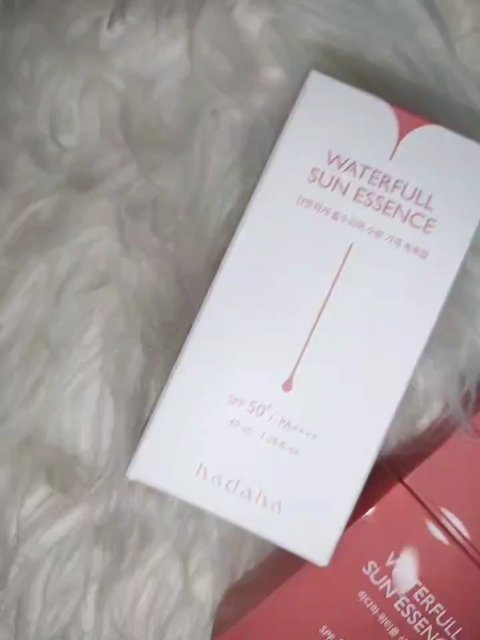 ウォーターフルサンエッセンス/hadaha/日焼け止めローションを使ったクチコミ（2枚目）