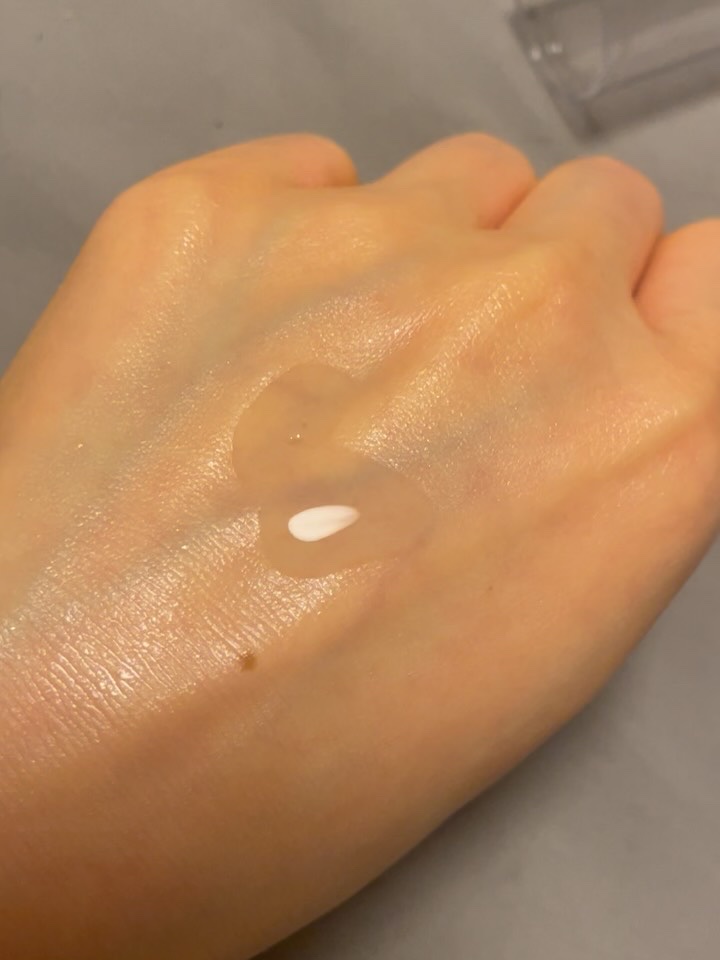 スキンリペアエッセンス/プリティシモ化粧品/美容液を使ったクチコミ（3枚目）