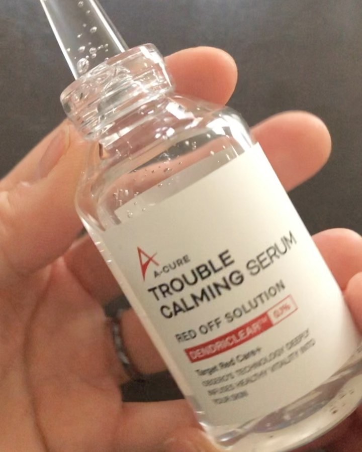 エーキュアトラブルカーミングセラム/obsero/美容液を使ったクチコミ（2枚目）