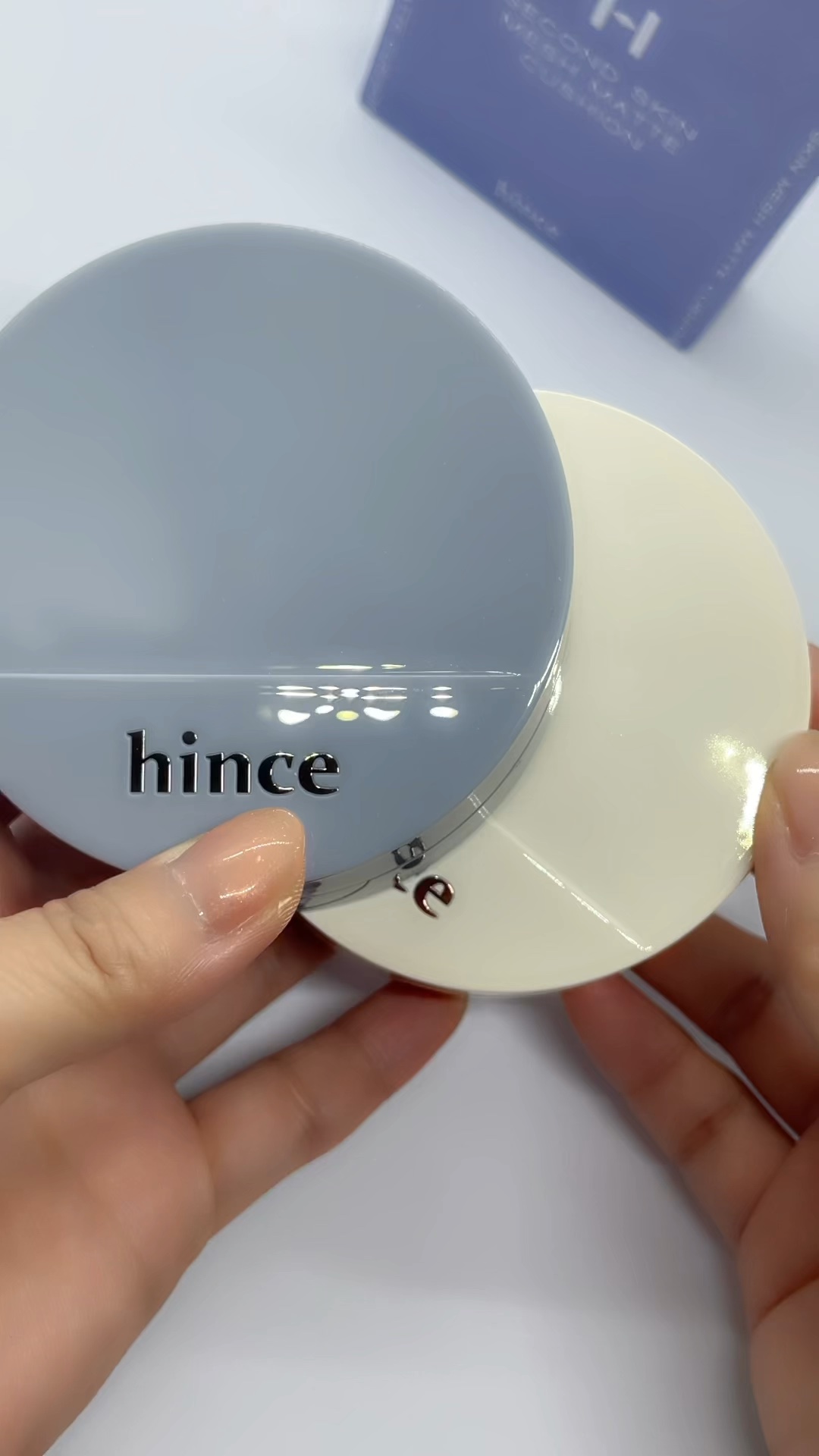 セカンドスキンメッシュマットクッション/hince/クッションファンデーションの人気ショート動画