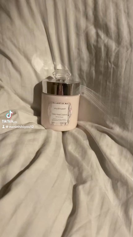 ディープ ヘッドクレンズ ホワイトフローラル/JILL STUART/市販シャンプーの人気ショート動画