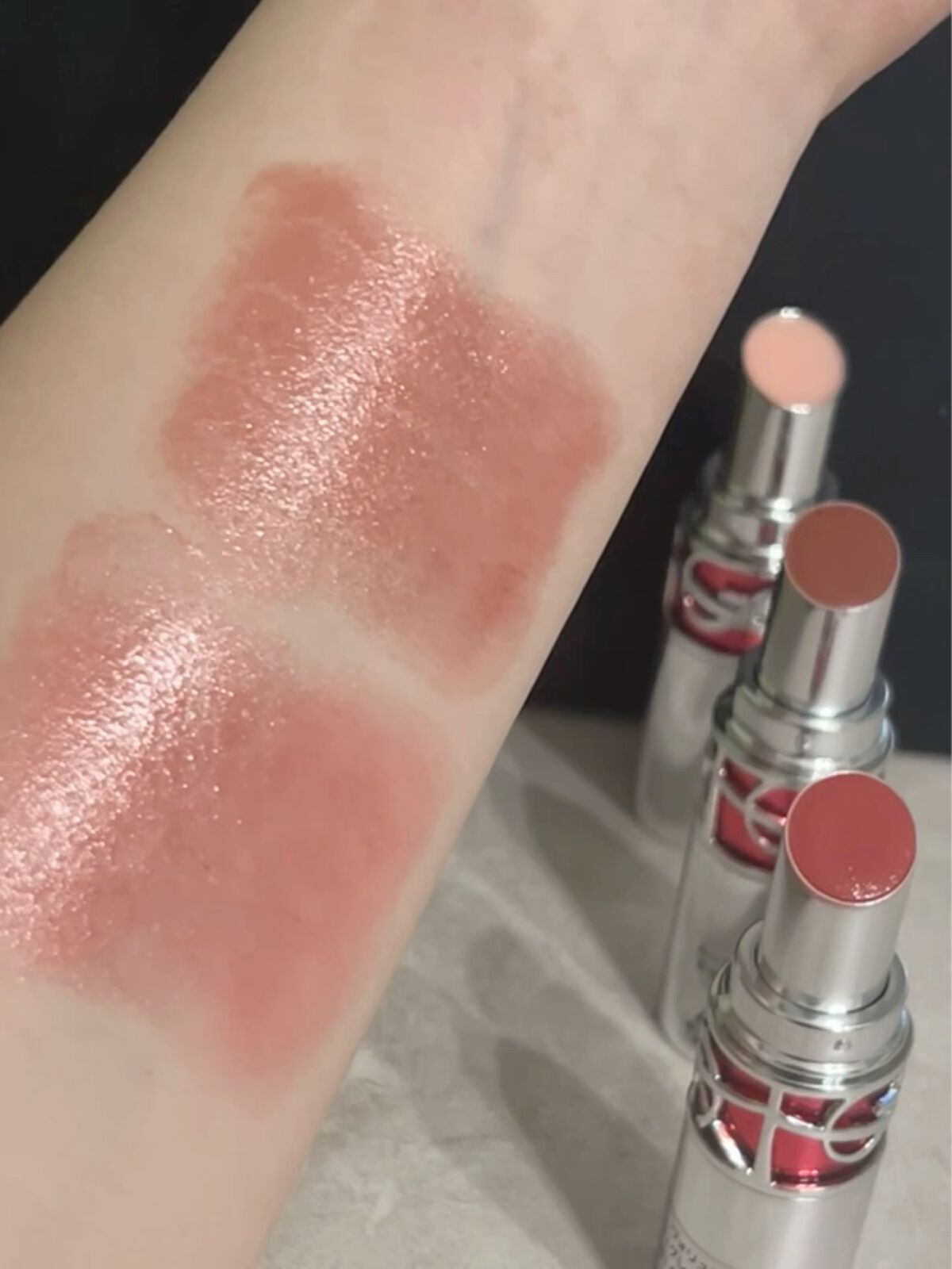 YSL ラブシャイン キャンディグレーズ/YVES SAINT LAURENT BEAUTE/口紅を使ったクチコミ（2枚目）