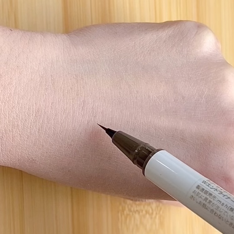 ラブ・ライナー シグネチャーフィットWエンドライナー＜アイブロウ＞/ラブ・ライナー/リキッドアイブロウを使ったクチコミ（2枚目）