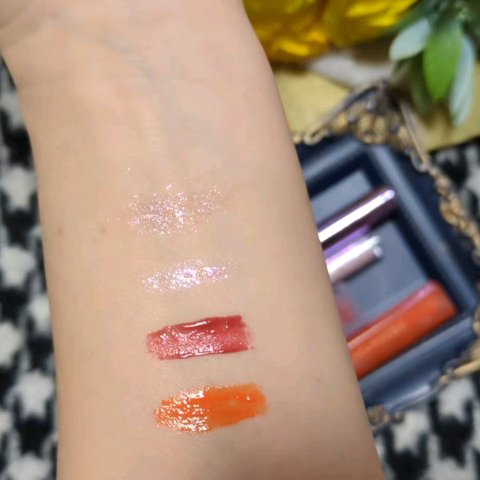 ハーフアンドハーフ ウォーターグロウ​/BLACK ROUGE/口紅の動画クチコミ1つ目