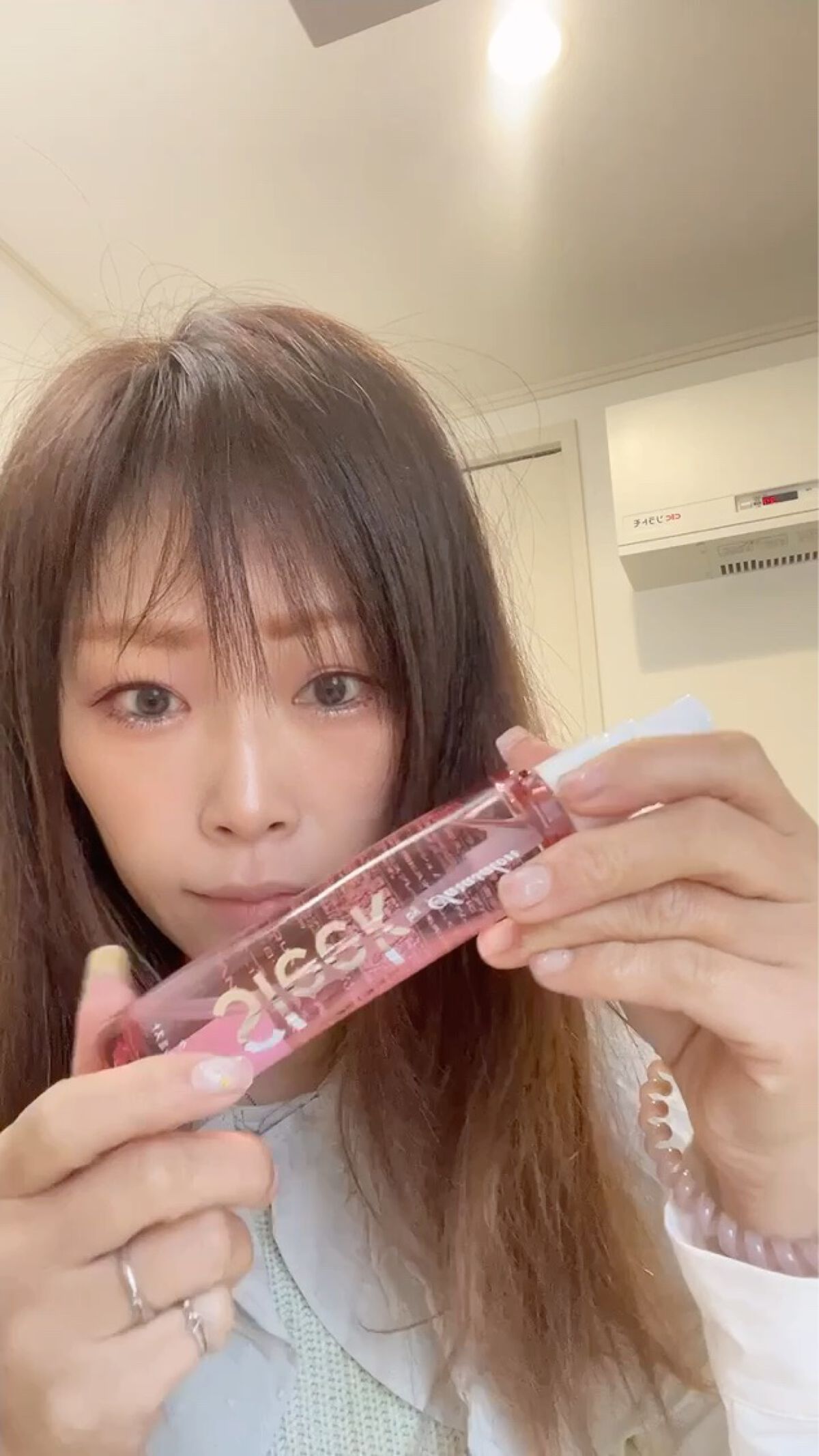 スムースオイルミスト/スリーク by サラサロン/ヘアミストの動画クチコミ4つ目