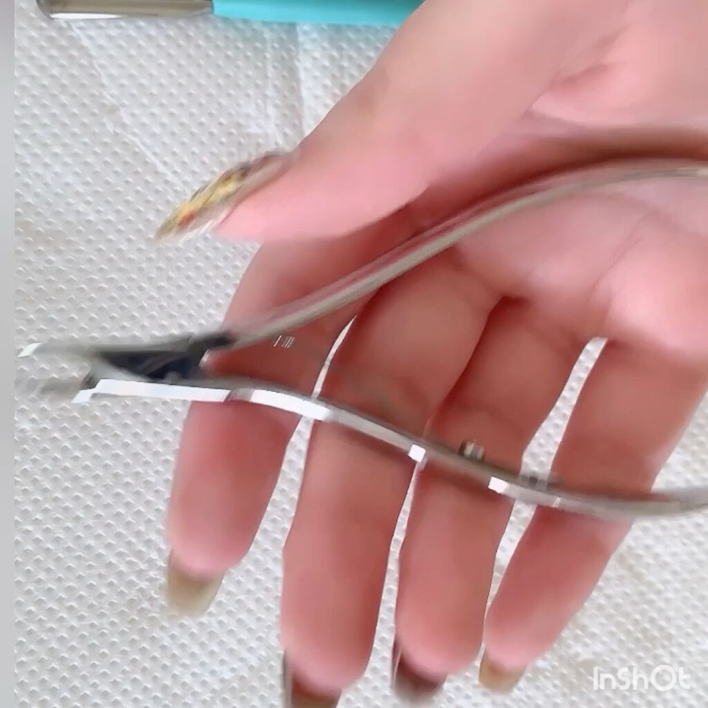 キューティクルリムーバー/BLUECROSS/ネイルオイル・トリートメントを使ったクチコミ（3枚目）