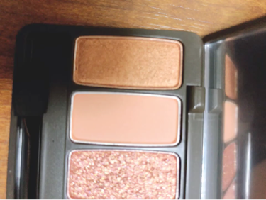 プレイカラー アイシャドウ/ETUDE/アイシャドウパレットを使ったクチコミ（3枚目）