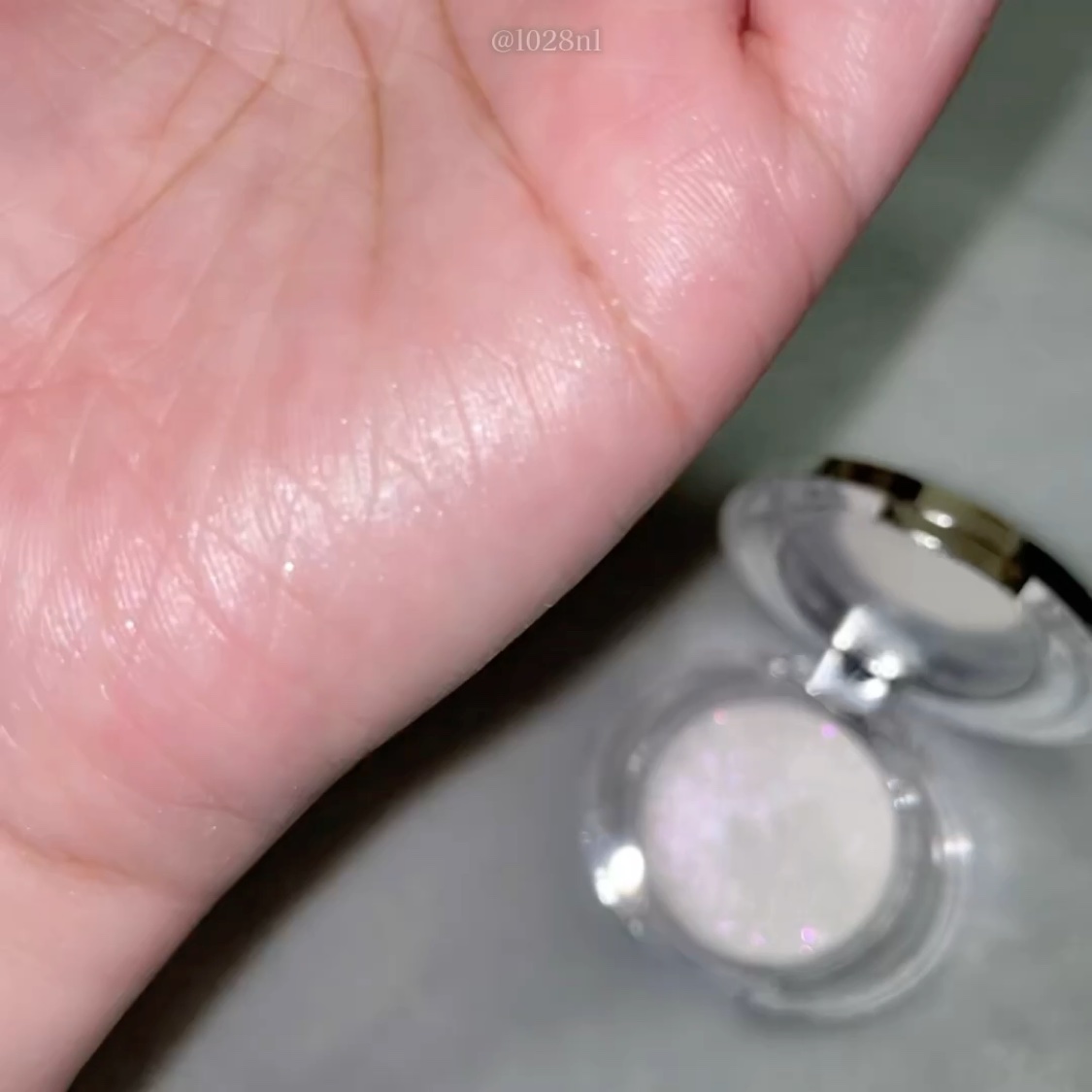 hangang yoonseul clear highlighter/TEO AND THE/パウダーハイライトを使ったクチコミ（2枚目）