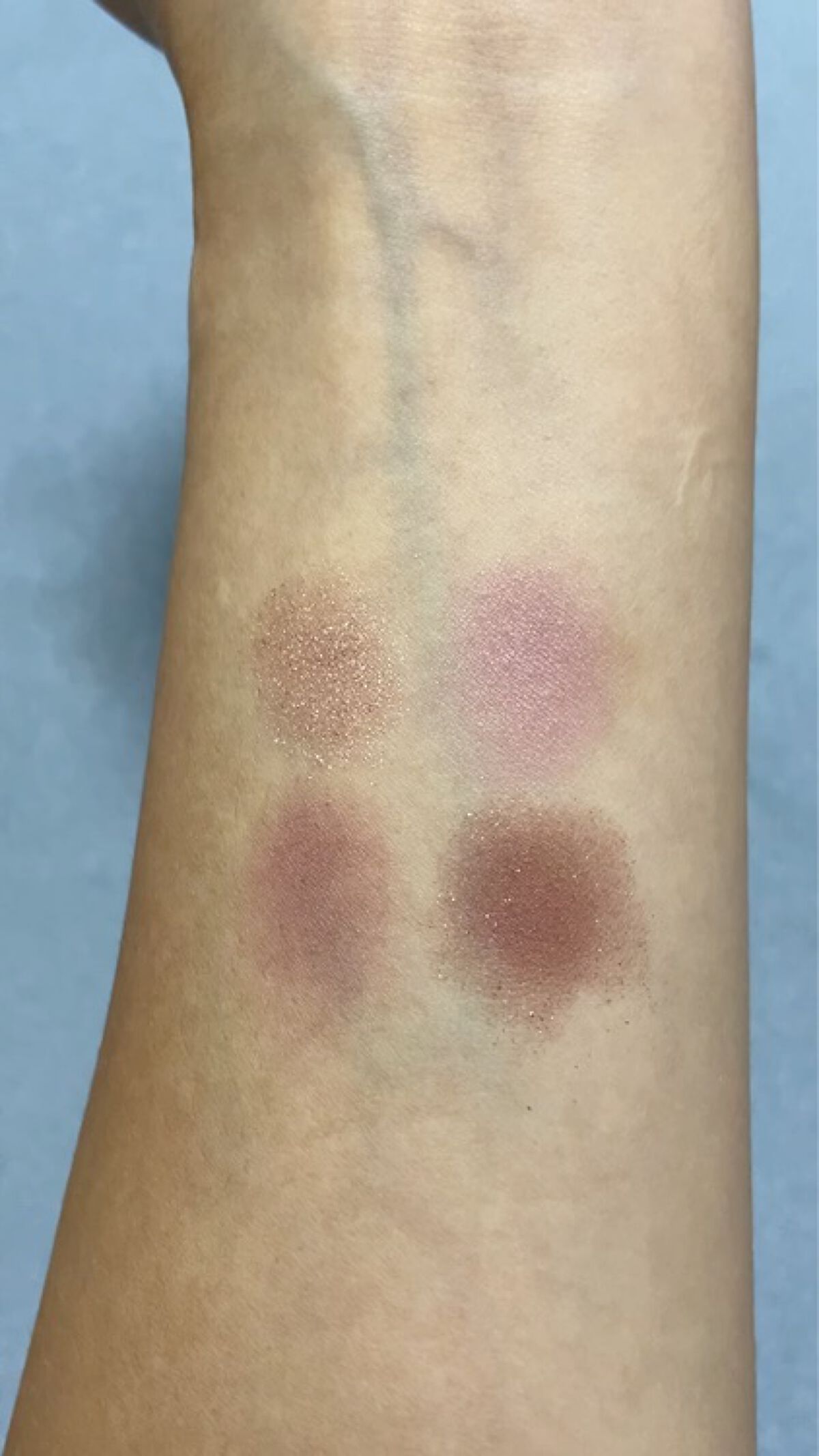 ミネラルクラッシィシャドー グリッターモーブ（限定）/エトヴォス/アイシャドウパレットを使ったクチコミ（3枚目）