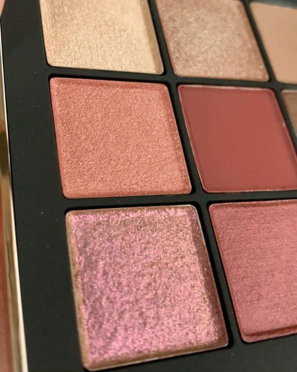アンインヒビテッド アイシャドーパレット/NARS/アイシャドウパレットを使ったクチコミ（2枚目）