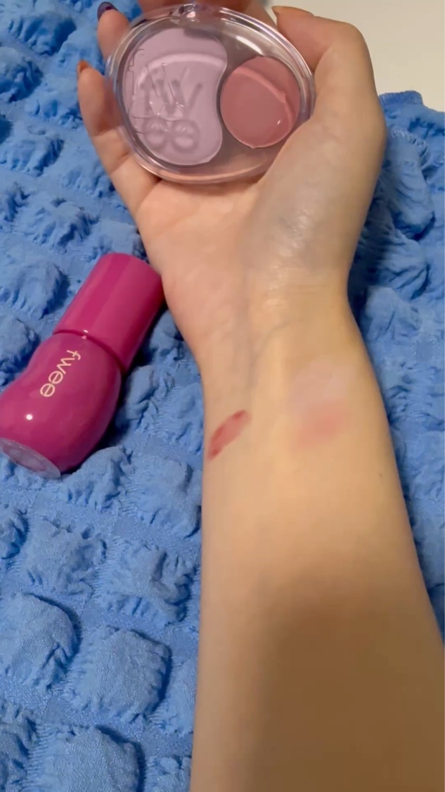 フィー 3Dボリューミンググロス/fwee/リップグロスを使ったクチコミ（1枚目）