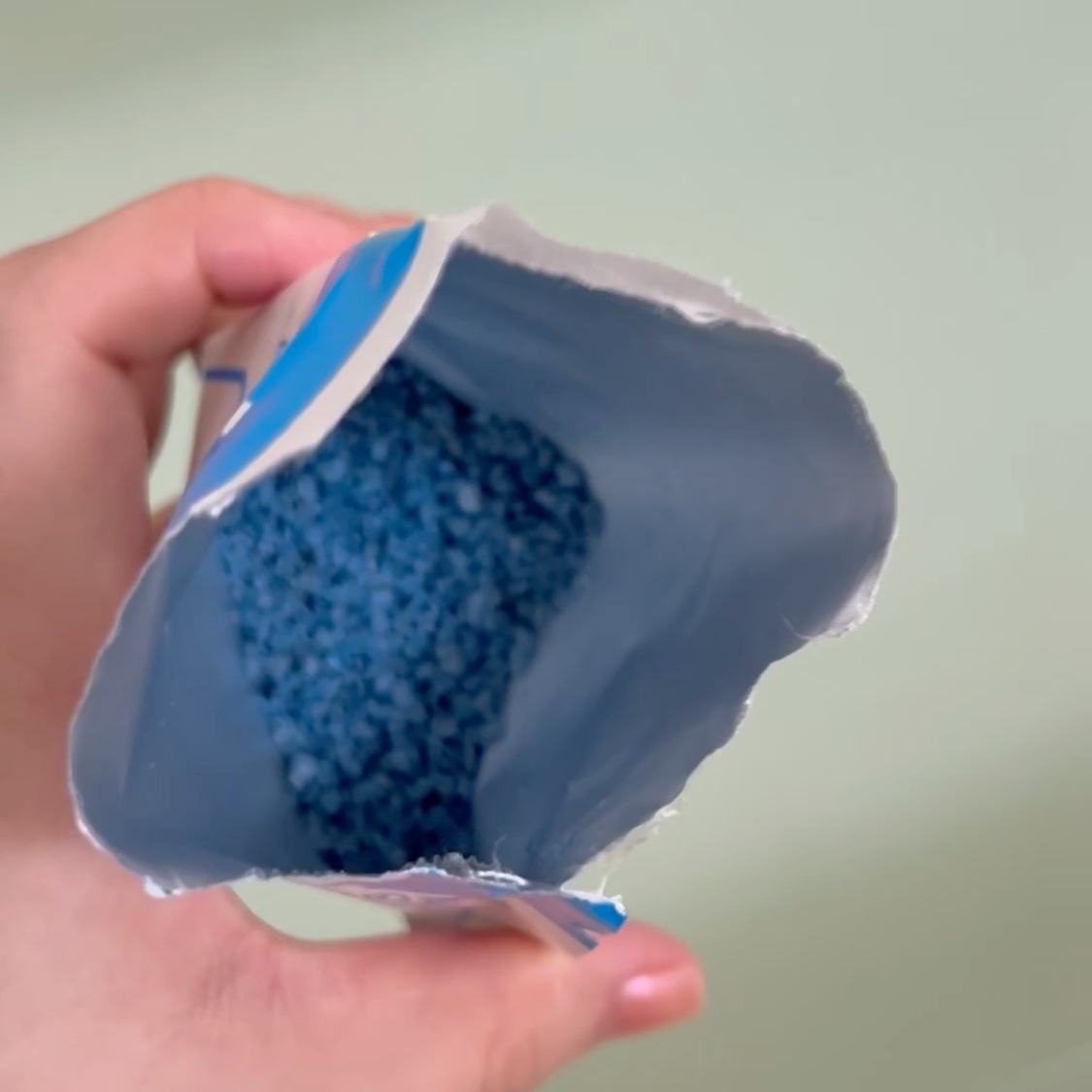 クナイプ バスソルト レモングラス&レモンバームの香り  40g/クナイプ/入浴剤を使ったクチコミ（2枚目）