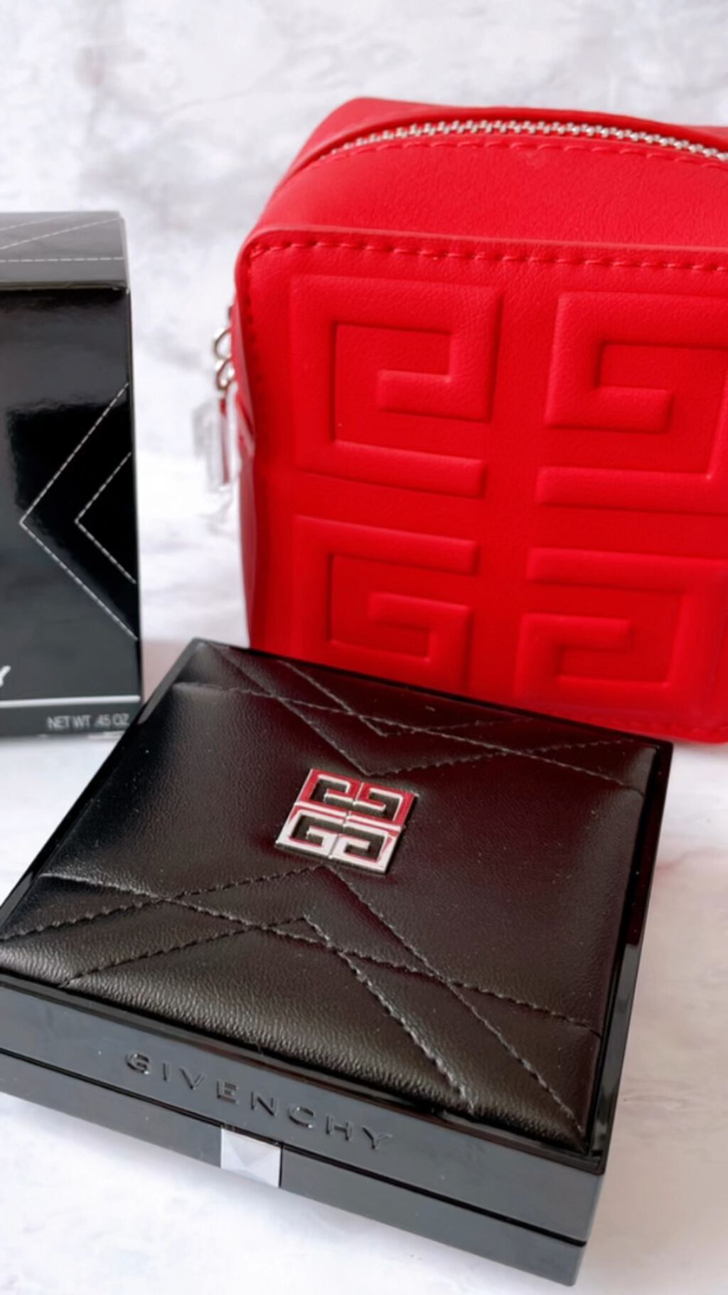 タン・クチュール・クッション/GIVENCHY/クッションファンデーションの動画クチコミ1つ目