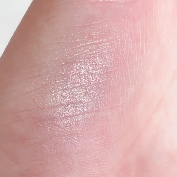 ブラーフィニシュブラッシャー/Dinto/パウダーチークの動画クチコミ4つ目