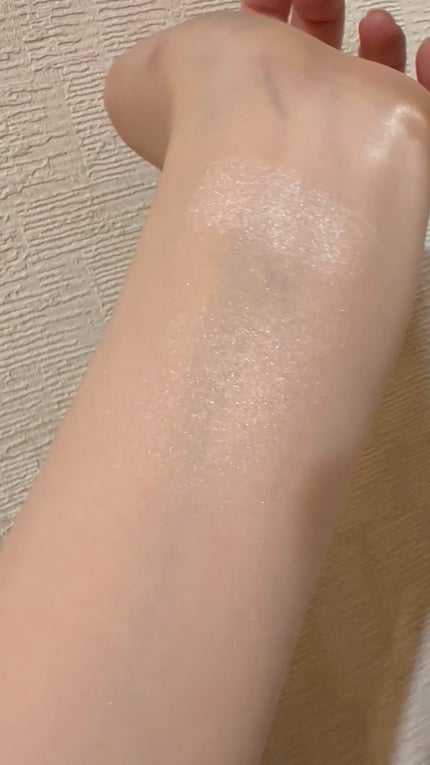 ル・レオスールデクラ /クレ・ド・ポー ボーテ/パウダーハイライトの人気ショート動画