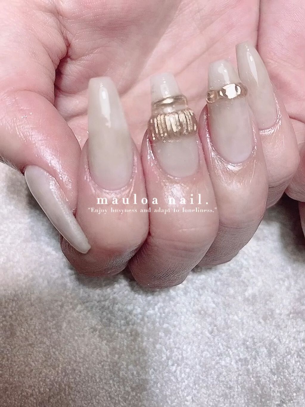 #大理石ネイル,#ネイル,#アートネイル,#秋ネイル,#ミラーアートネイル,#アニマルネイル,#成人式ネイル,#ジュエリーネイル,#ミラーネイル,#手書きアートネイル,#ハートネイル,#パーツネイル,#月ネイル,#シルバーアクセネイル,#冬ネイル,#天王寺ネイルのネイルデザイン