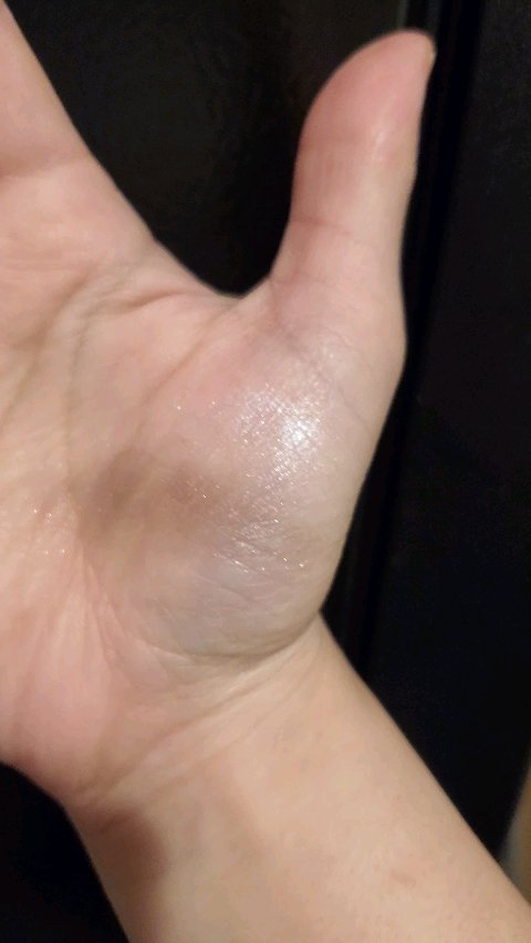 アディクション ザ シングル アイシャドウ ネイキッドシアー/ADDICTION/単色アイシャドウを使ったクチコミ（2枚目）