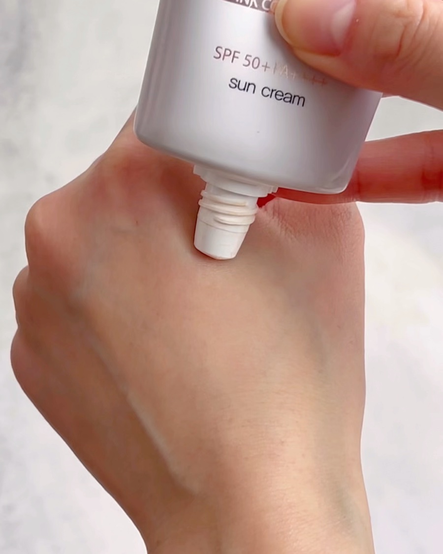 ウォータフルトーンアップサンクリーム/ダルバ/日焼け止めクリームを使ったクチコミ（2枚目）