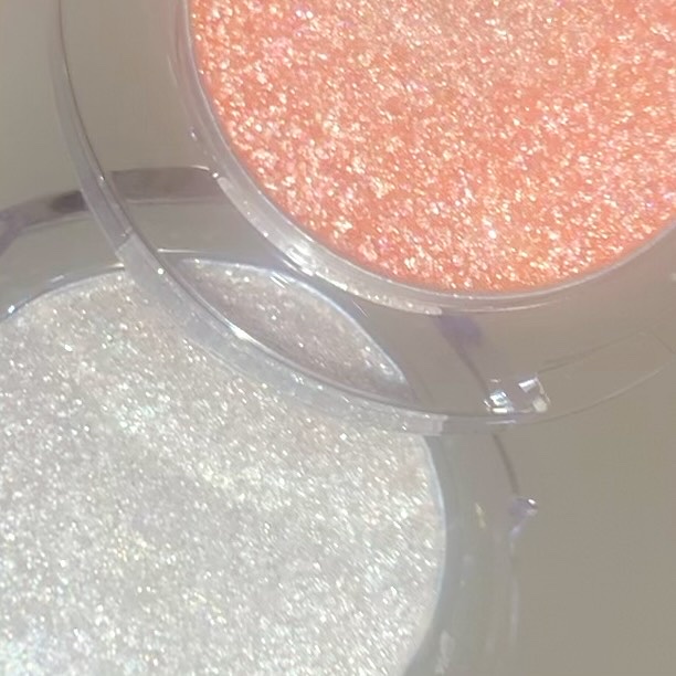 ハイパーホロビーム アイグリッター/BANILA CO/グリッターを使ったクチコミ（3枚目）