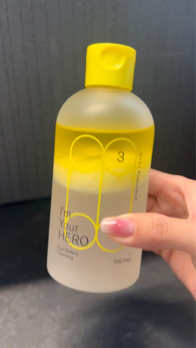 アイムユアヒーロー/SISI/クレンジングウォーターを使ったクチコミ（2枚目）